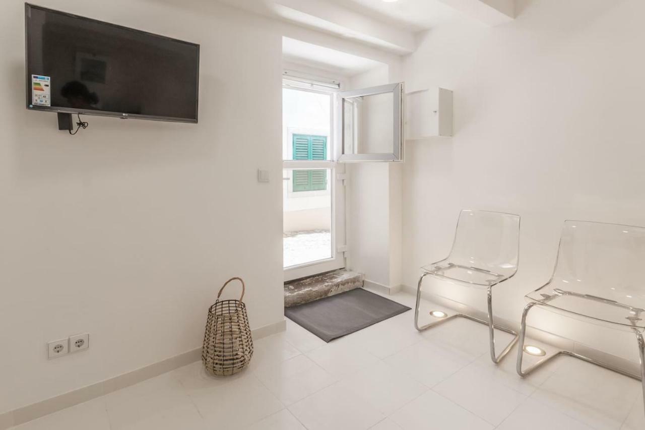 Cascais Center Minihouse For 2 - 3Min From The Sea Appartement Buitenkant foto