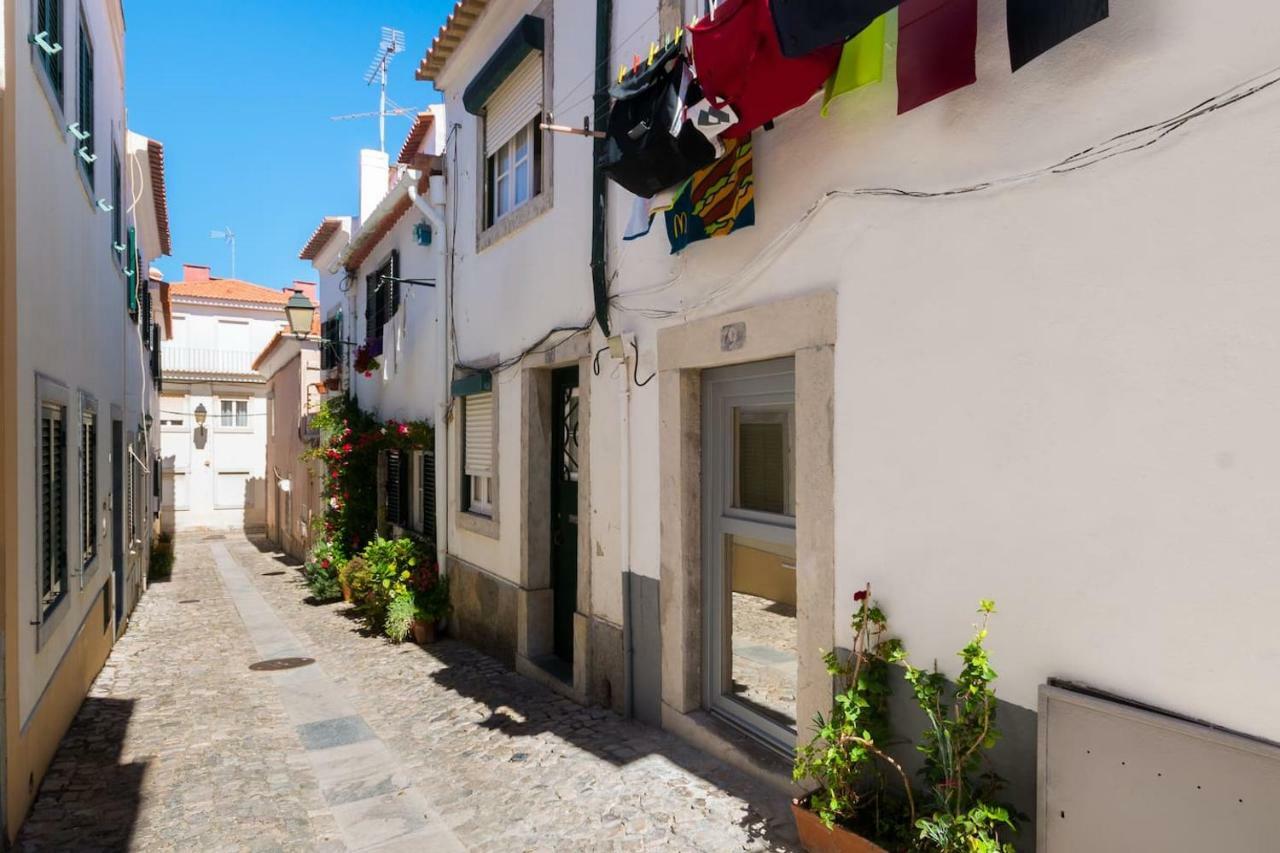 Cascais Center Minihouse For 2 - 3Min From The Sea Appartement Buitenkant foto
