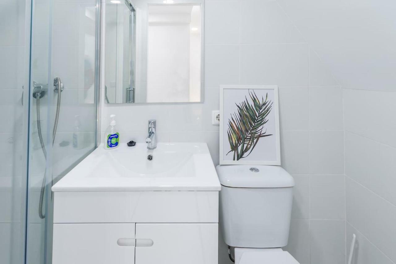 Cascais Center Minihouse For 2 - 3Min From The Sea Appartement Buitenkant foto